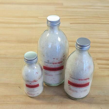 Strawberry Artisan Bath Tonic 500g Jar