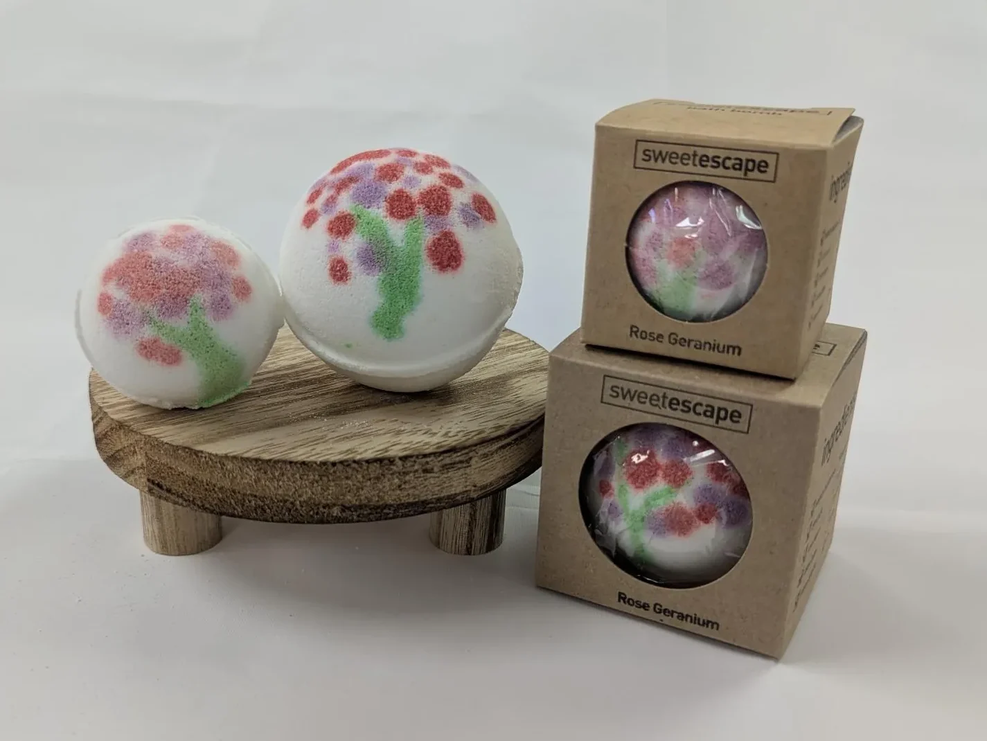 Individual Mini Bath Bomb - Rose Geranium (with Colour)
